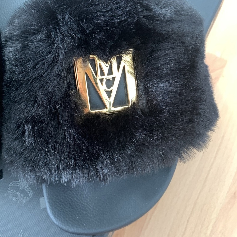 MCM Black Faux Fur Slide Logo Slide Sandals - Picture 7 of 9